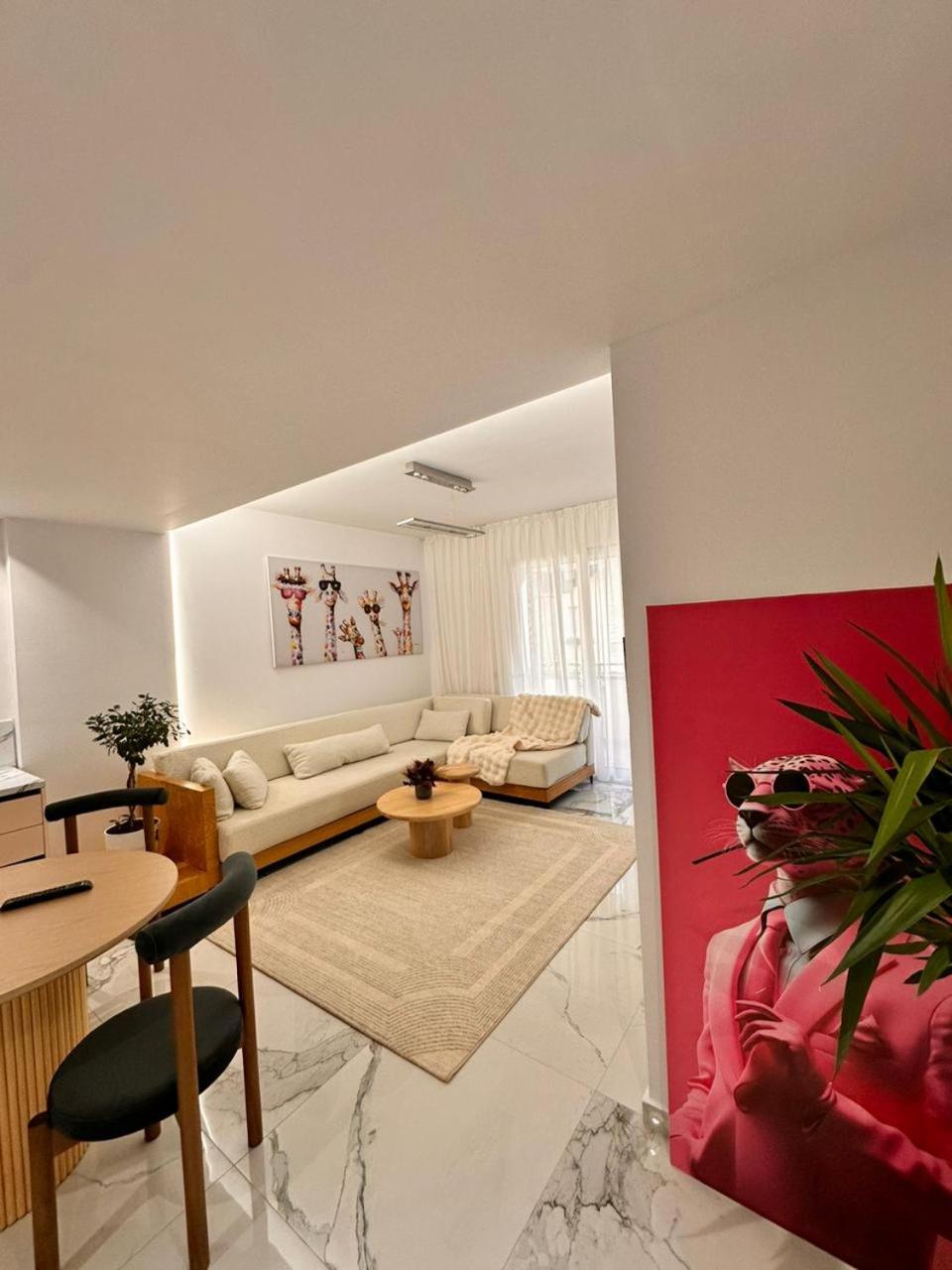 Agate City Center Apartment Тирана Экстерьер фото