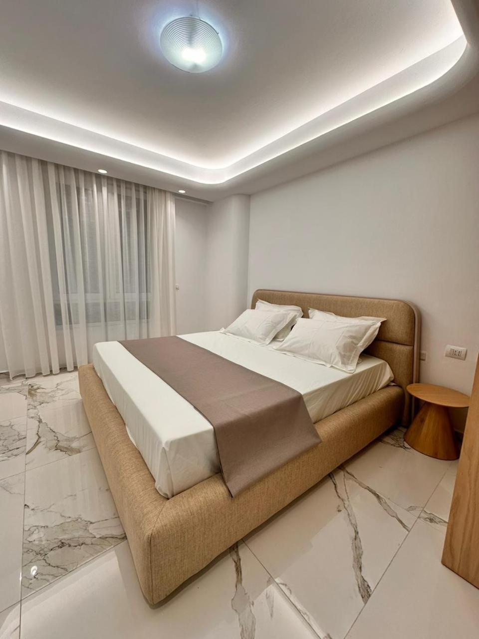 Agate City Center Apartment Тирана Экстерьер фото