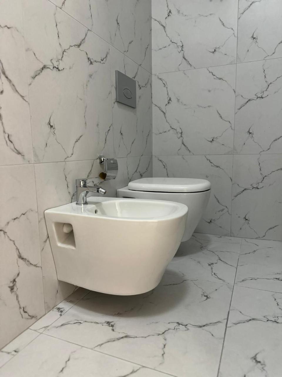 Agate City Center Apartment Тирана Экстерьер фото